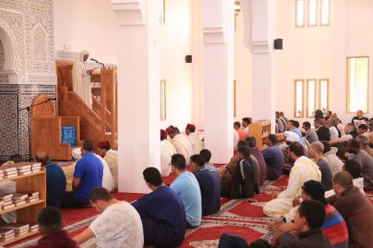 وزارة الأوقاف تراهن على “تسديد التبليغ” والوسائط الرقمية لتجديد الخطاب الديني